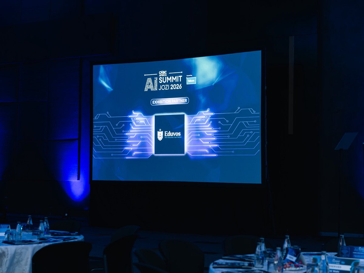 VuyiswaRamokgop's tweet photo. How does AI make government work better?

Let us talk about it #AIingovernment #growinggautengtogether https://t.co/pVnXepo65a
