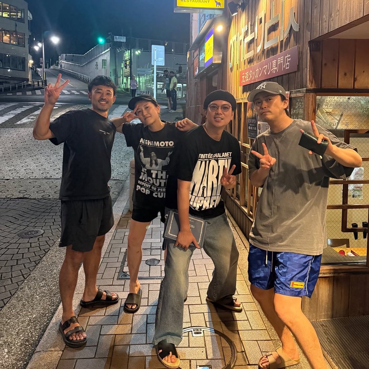 k_maru_dau_baby's tweet photo. フェフ姉さん×加藤シゲアキ×勝地涼 https://t.co/fs9nxvFqEO