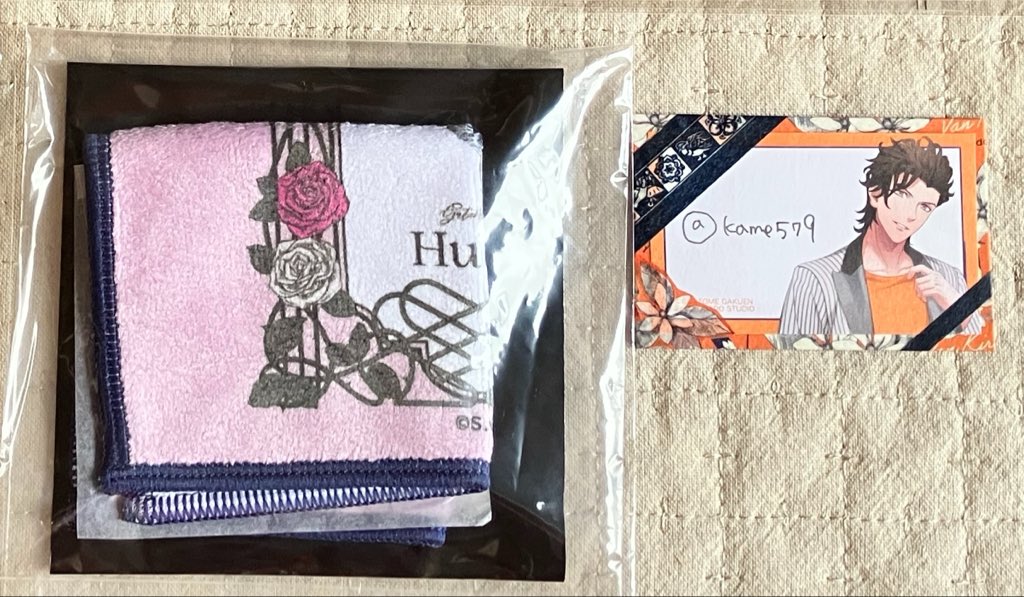 kame579's tweet photo. 【交換】うたプリ グラショ HE★VENS BLACK GARDEN-memento- 黒庭 ヘヴ ミニタオル

譲▷ 大和

求▷ ヴァン

郵送希望です。よろしくお願いいたします🙇‍♀️ https://t.co/tasS8zbQhH
