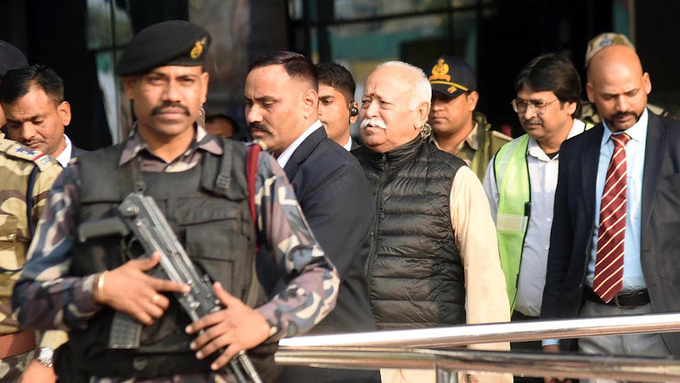 thecaravanindia's tweet photo. Archives | The CISF has reportedly been providing Z-plus security—the heaviest the government can offer—to Mohan Bhagwat and the RSS headquarters in Nagpur since 2015.

Since June 2021, Lalan Kishore Singh, a 64-year-old who has been a part of trade unions for most of his life, began a quest to find out how much money the government has been spending to provide security to the Sangh. “When RSS is not a registered organisation, then by what rules has the government been spending on it?” Singh told me. “And if the RSS is paying for the protection, how much has been spent?”

Mapping the hidden structure of an unaccountable organisation. Read @singhamritaa's report: https://t.co/Krat9S2tvV #MohanBhagwat