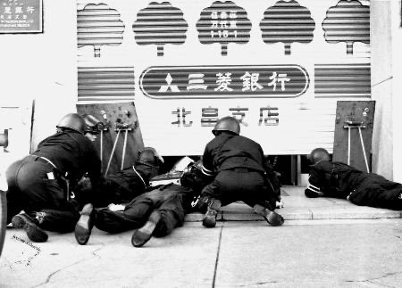 tomoo_ramone's tweet photo. 梅川のところもそろそろほんまに行きたい🚃
日曜あたりの空いてる電車で早朝に。
外観拝んでATMコーナー覗いてから
歩いてハイツへ👦🏻 https://t.co/o1ixk8wOgE