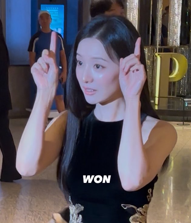 92geewonnini's tweet photo. 머리뿔이솟아..🤟🏻 팬들이 시키니까 일단 하긴하는데
머릿속에 의문이 가득함ㅠㅠ https://t.co/yPoPUjIGSk