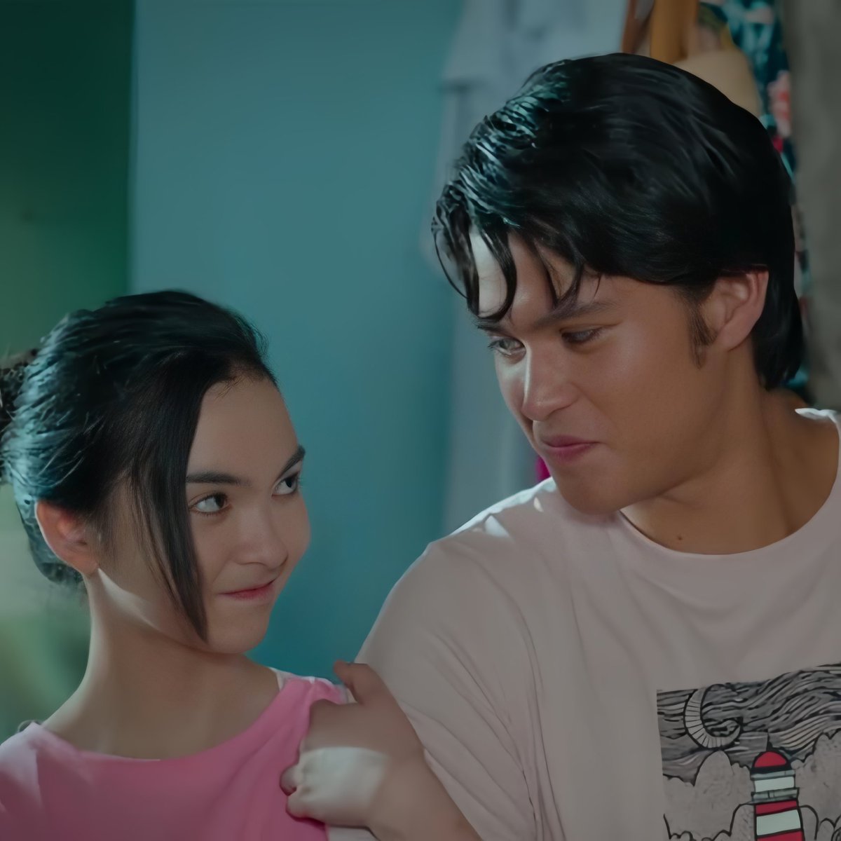 KaiKyleCebu's tweet photo. From MMK to First Sem! What a beautiful journey watching these two grow from their very first project together to where they are now. Makahappy ug makaproud kaayo ang KaiKyle.

Congratulations dodong and Inday!

KAIKYLE X LELQUIN SOON https://t.co/OIcd029jSB
