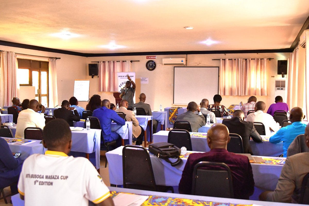 ethicsug's tweet photo. @coufamilytv @irc_uganda and integrity in their communities.
Rebuilding ethics and integrity starts with all of us.
#SocialAccountability #EthicsAndIntegrity #JinjaCity #GoodGovernance #NationalTransformation #ResponsibleCitizenship https://t.co/JnL9s25T1E