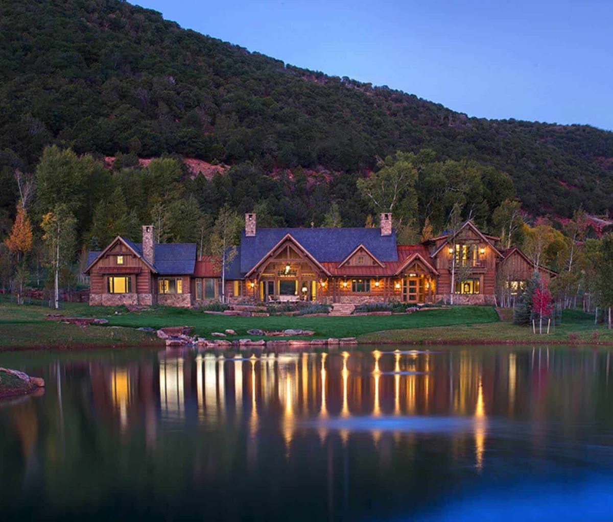 OneKindesign's tweet photo. Inspiring ranch home nestled in the heart of Roaring Fork Valley, Colorado 
https://t.co/BpVCsg1PO8 https://t.co/lBM2H2AmTn