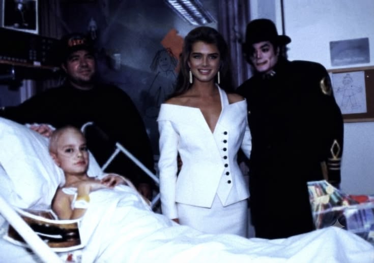 DullahTheking2's tweet photo. A moment of compassion beyond the stage, On April 14, 1984, Michael Jackson and Brooke Shields joined the T.J. Martell Foundation’s fight against cancer, visiting young patients at Mount Sinai Medical Center and bringing hope to children....🙌🏽♥️

📷 1984. https://t.co/3oYSkhxXds
