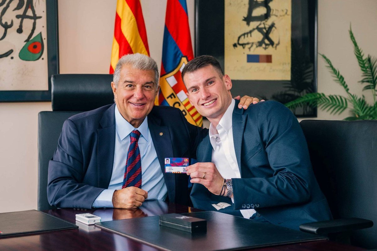 billy_deculer's tweet photo. Dominik is a CULER 💙❤️

FC Barcelona 🇪🇸 https://t.co/VqSR27MLG7