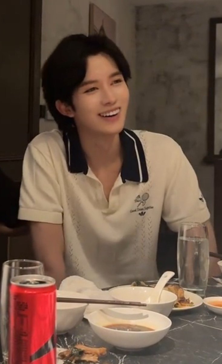 serenityxx0904's tweet photo. พี่หวงซิง พ่อแห่งแผ่นดินถ้วยดาว ละมานแจ้มอ้วร น่ารัก https://t.co/dmiePMynos