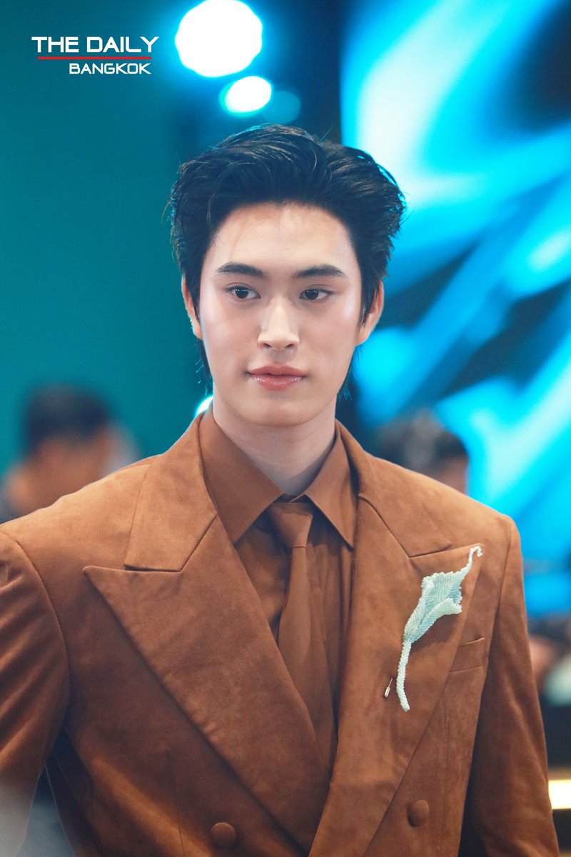 thedailybkk's tweet photo. "เจมีไนน์" ร่วมเดิน Gold Carpet ในงาน "WATSONS 30TH ANNIVERSARY CELEBRATION DAY"

GEMINI BA LOREAL WITH WATSONS

#LOrealParisXGemini
#Gemini_NT #เจมีไนน์ https://t.co/cypBzU0HP5