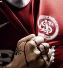 henrickrenner's tweet photo. Abri a janela
*céu azul*

fechei a janela e cortei os pulsos
*sangue vermelho*

DIA DE greNAL 🖕🇦🇹🔥 https://t.co/GLG1xk2qEe