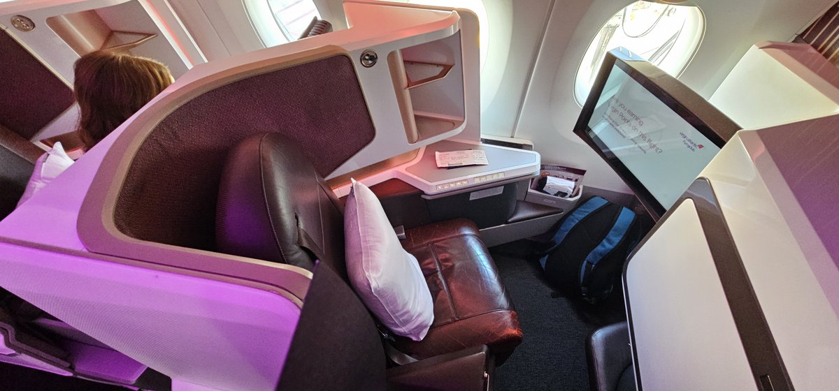 RLHtheThird's tweet photo. @slotsandcigs @ZachSheinman @IshrionA This was my Virgin seat this summer from JFK to LHR. I think the configuration you are thinking of is getting phased out. Thank god https://t.co/VbrTRjygFR