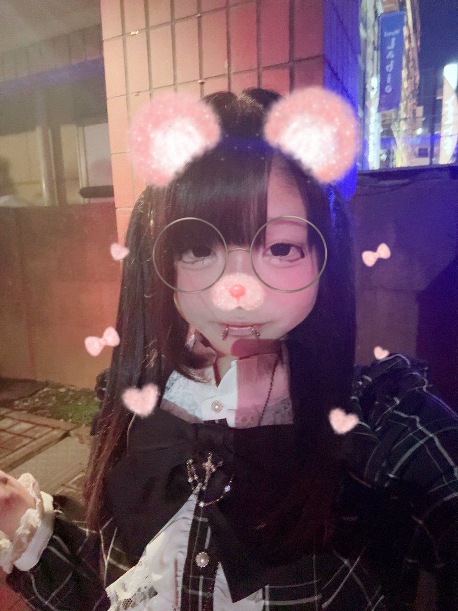 y_kittymero's tweet photo. かわいいね(๑˃̵ᴗ˂̵)و ﾖｼ! #トー横 
 #地雷   #病み垢  #病み垢さんと繋がりたい https://t.co/5m53oNdQST