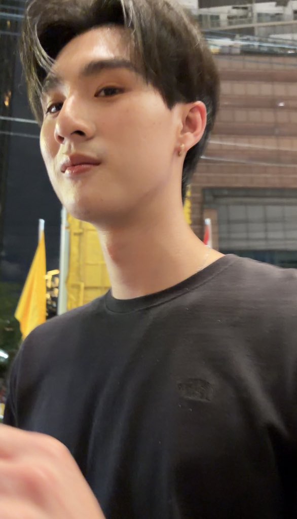 privacyforkor's tweet photo. เผลอพูดว่านางน่ารัก ดูนางมอง😭😭🤘🏻

((ก็น่ารักจริงหนิตี๋))

#MrKillSeries #tee_vtp https://t.co/HWGZaXdjjH