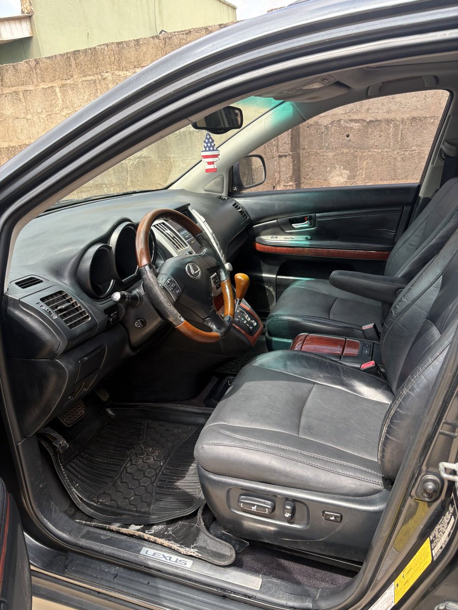 omo_boj's tweet photo. @XcessCars 🚘Pre-owned Lexus Rx330
📅2005  model 
🇳🇬 📍Lagos 
🏷️:7.5m
📥DM
Call/Whatsapp: 07086777767 https://t.co/osicPDjlkp