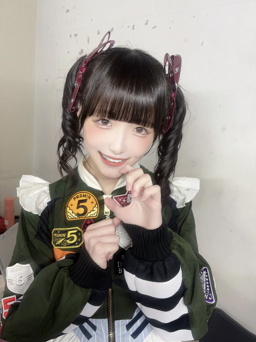 mayuri_prsm's tweet photo. 気になる牙が生えた子🦷 https://t.co/5IFrGy3lno