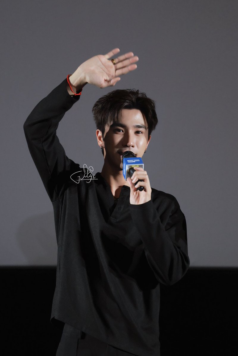Sala_GiGi's tweet photo. 🖤🤍HI
PERTHSANTADOMIIA DOG STARS

#SFxPerthSantaDomiia

#PerthSanta #เพิร์ธแซนต้า
#PerthTanapon #Santapp https://t.co/4niCdykWHR