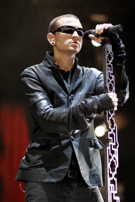 CBenningtonPage's tweet photo. #chesterbennington https://t.co/xpGDvhUQkx