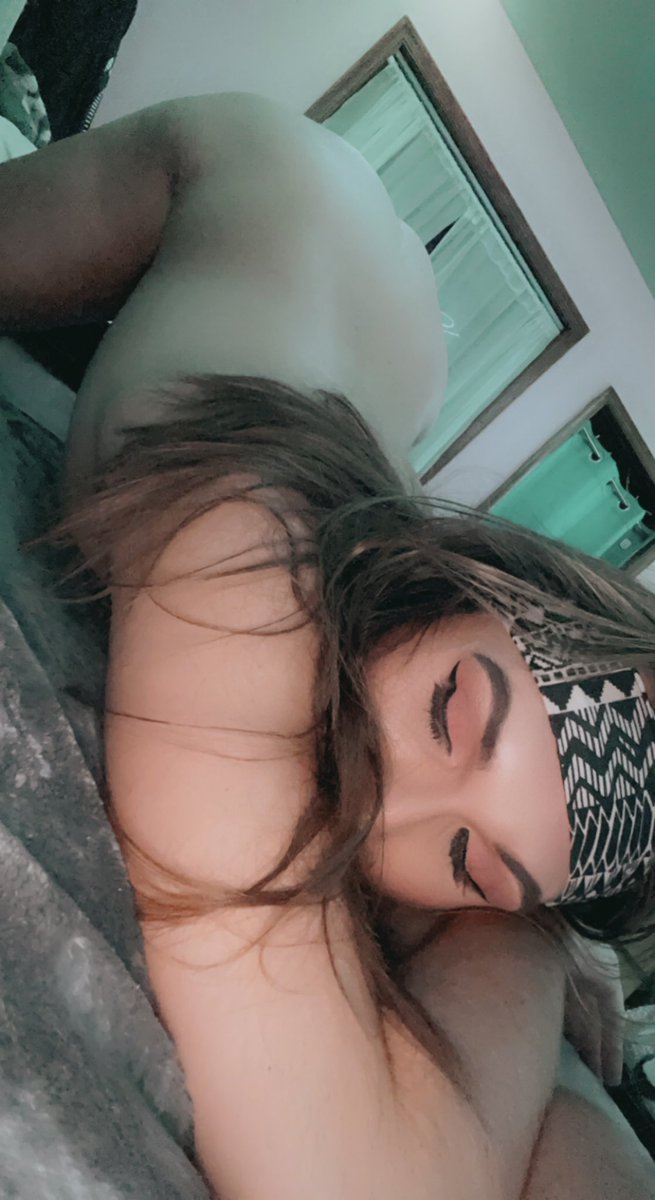 tommykel97's tweet photo. Just enough to leave you wanting more 🥵 

Hit that follow for more…

#twink #tomboy #fem #freak #bottom https://t.co/luDu9xFB7U