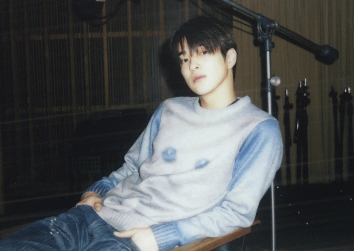 meusyall's tweet photo. 𑣲 keonho, you have become someone my heart treasures so quietly yet so deeply. i hope this love always reaches you, even from afar 𖹭!

#KEONHO #건호 https://t.co/FvIwiNMyLj