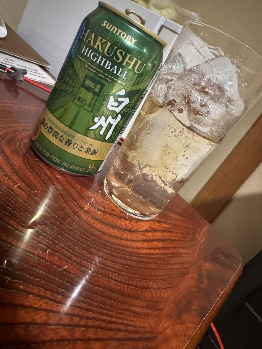 bonclnp567's tweet photo. 今回の白州
評価どうだったでしょうか？

結論
美味い

けど、庶民には缶ハイボールでこの値段は買えない。笑
本当美味いんだけどね。
今回売れ残りが多いのは値段上げすぎ https://t.co/tD3A8lFJUV
