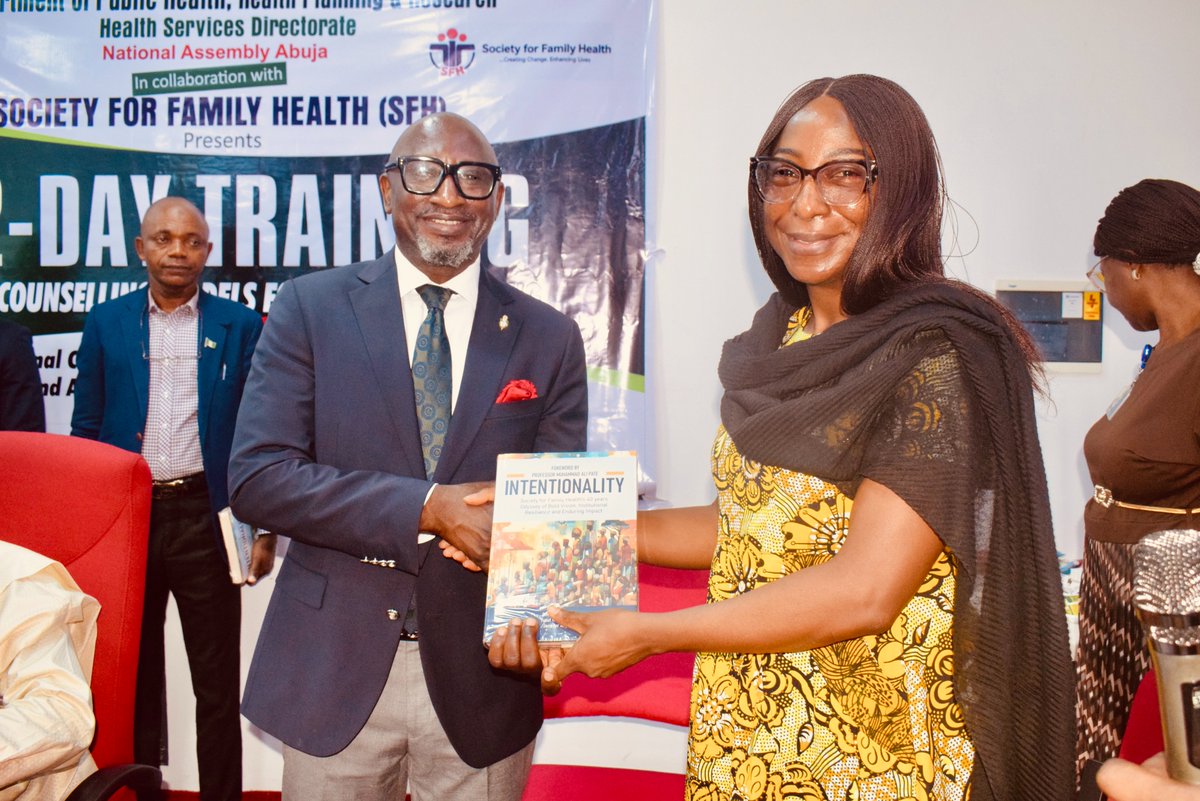 SFHNigeria's tweet photo. The National Assembly's Dept. of Public Health, Health Planning &amp; Research alongside @sfhnigeria held a 2-day training on Counselling Models for Family Planning, sharpening lawmakers' capacity to advocate for RMNCAEH priorities nationwide.
#FamilyPlanning #RMNCAEHN #SFHNigeria https://t.co/HblOCBFGAZ