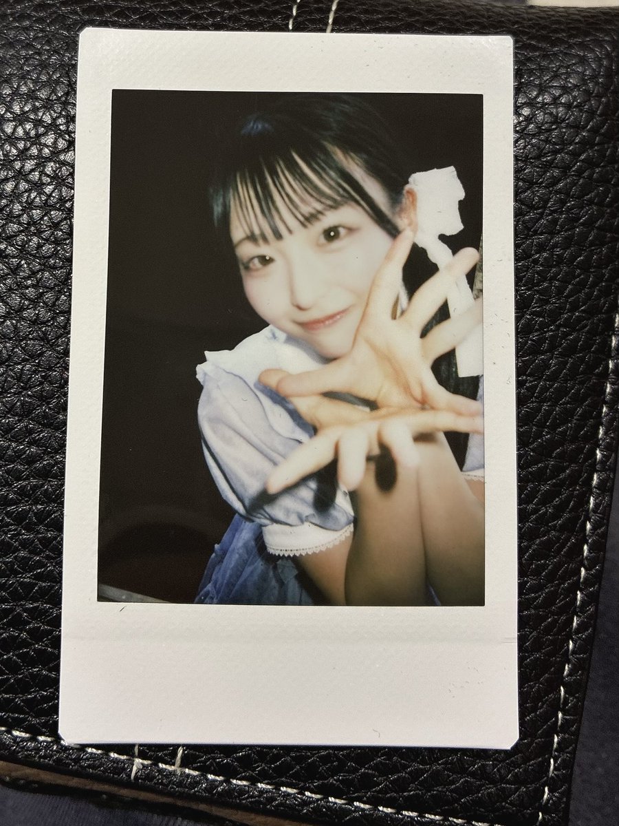 watau0918's tweet photo. 2026 08/27

はじめましてでした！
昨日ビラをもらい、何も知らない状態で行ったのですが、色々教えてくれたりたくさんお話して頂きありがとうございます！
名前のカード？気付かず踏んでしまい申し訳ないです🙇‍♂️🙇‍♂️🙇‍♂️
北海道住みじゃなかった生誕行きたかったなあ
 #野口心姫 
 #ここはここで待ってるよ https://t.co/uZYave8aWb