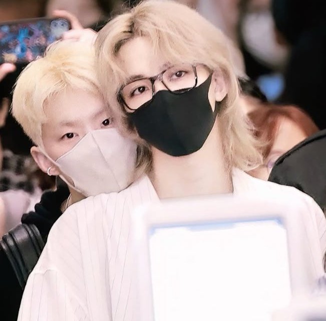 seokingdk's tweet photo. OH- https://t.co/hcaxVICa0x