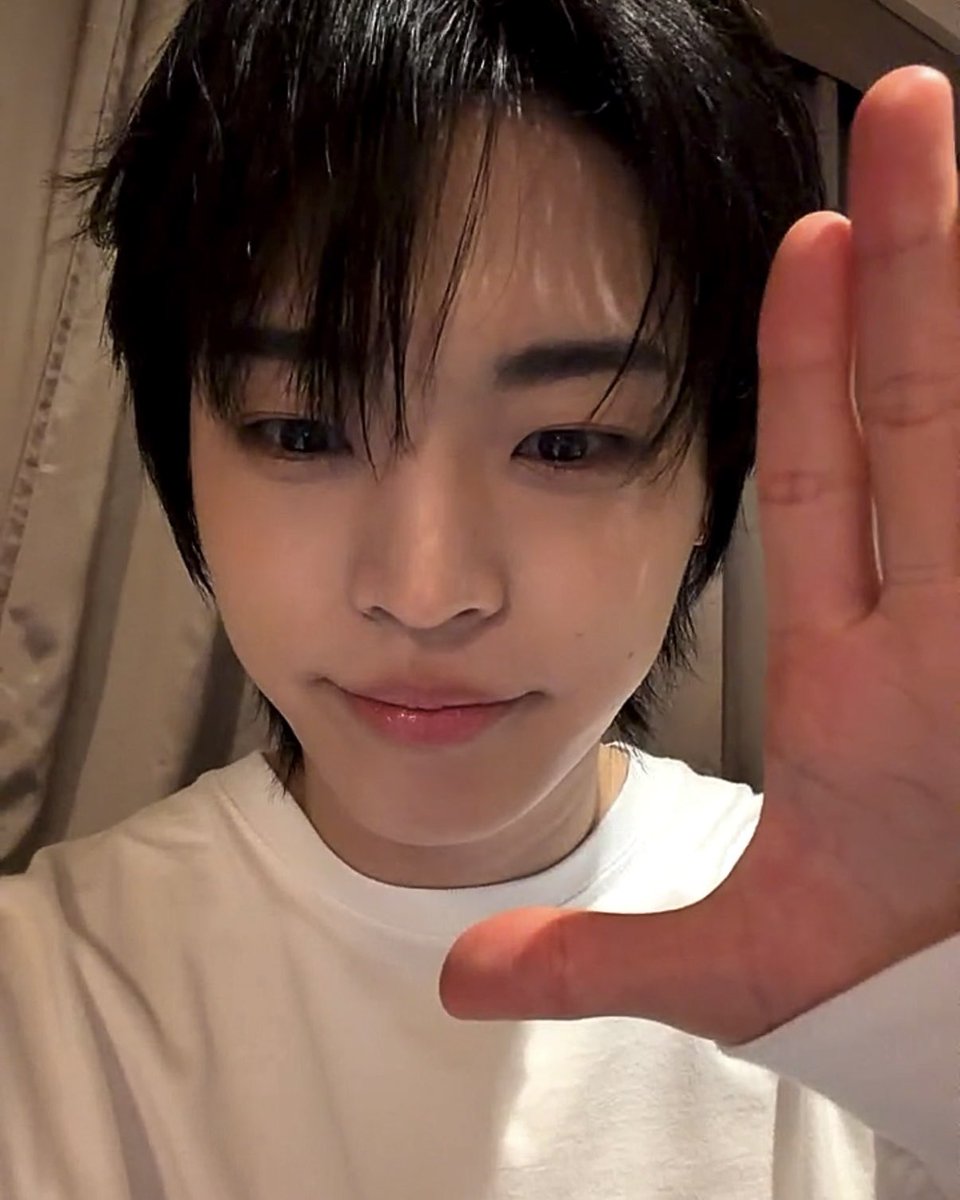S2hellfiS2h's tweet photo. #효진 https://t.co/62IzP3qwsB