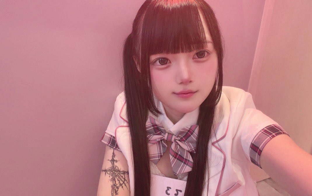 2l4306's tweet photo. テロすぎるいちにち
 #ミナミ  #コンカフェ  #自撮り界隈 https://t.co/FrJ4kk8aGz