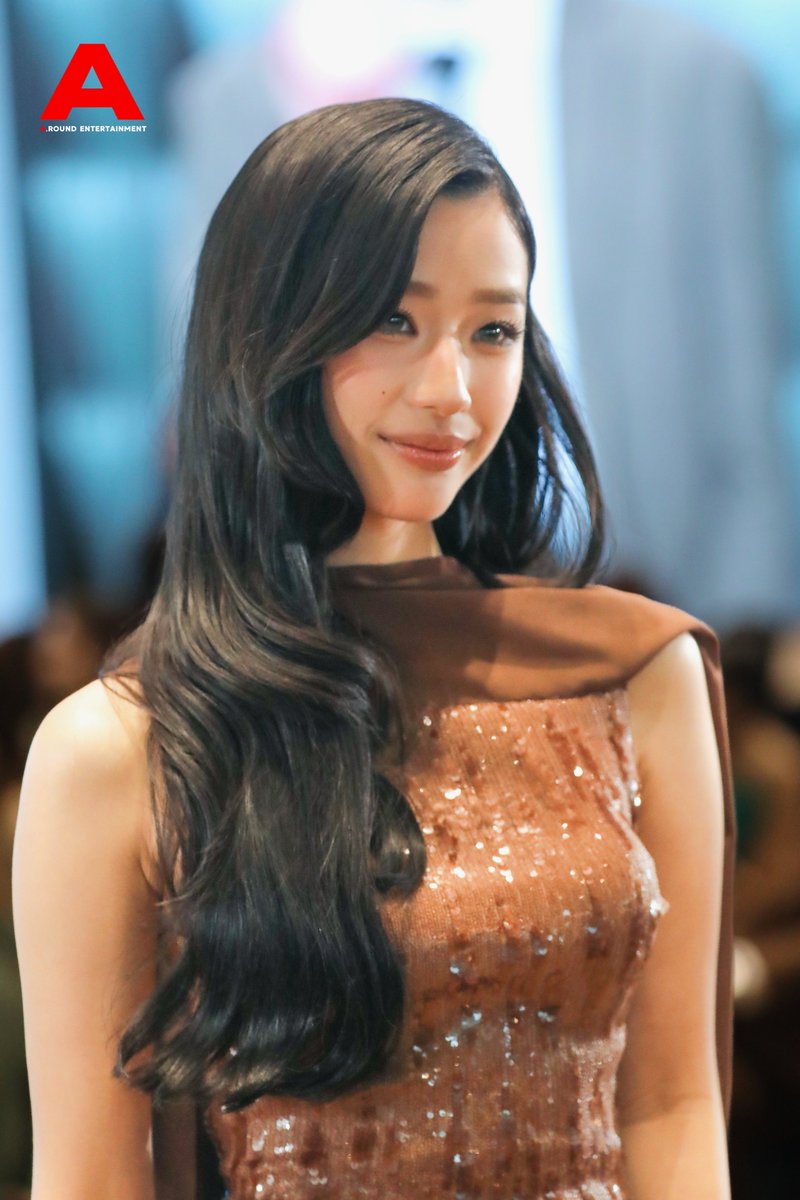 around_ent's tweet photo. “ตู ต้นตะวัน” ร่วมฉลอง 30 ปี วัตสัน ประเทศไทย ในงาน “30 ปีวัตสัน...เพื่อนที่อยู่ข้างคุณทุกโมเมนต์” ชูคอนเซ็ปต์ 30 Years Celebration of Friendship

TU CELEBRATES WATSONS 30TH
#WatsonsxTontawan #tontawan
#30thanniversarywatsonsth
#30thWatsonsAnniversary https://t.co/o5maKKVSII