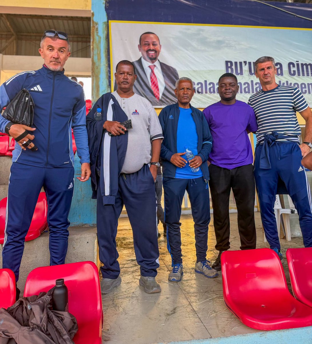 StGeorgeFcVV's tweet photo. The boss and his comrades welcome renowned journalist @MickyJnr__ to #Ethiopia. 📷

We wish @MickyJnr__  a productive and memorable stay here in the @Landoforigins . 🇪🇹   #Caf #StGeorgeFcVV @SoccerEthiopia @EthiopianLeague @EthiopiaFF1 https://t.co/8RDRG061kN