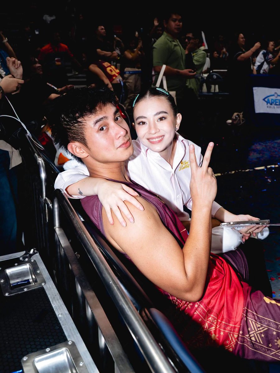 Jaaazmiiineee16's tweet photo. Love wins 💛 #JMFYANG https://t.co/msIUNKeLkT