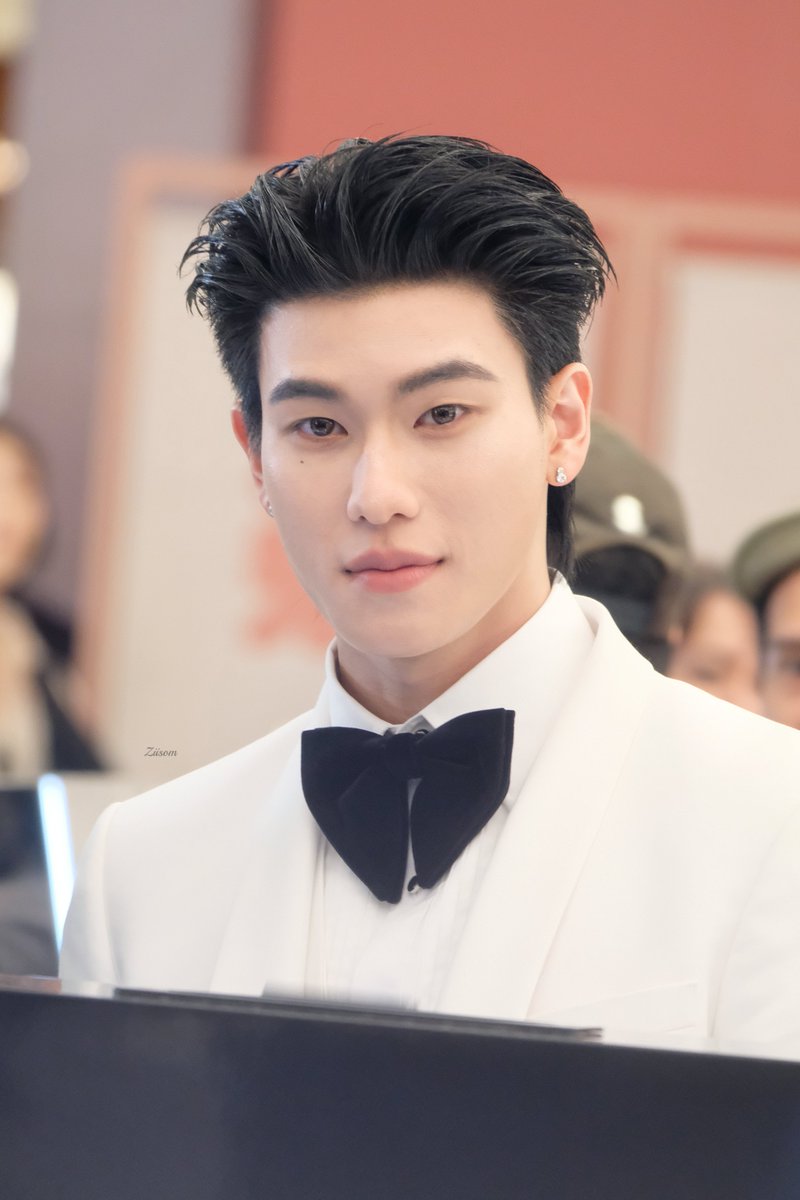 ziisom_s's tweet photo. เกือบเดรส ;__;

DAOUOFFROAD x KANEBO 2026
#DAOUOFFROADCentralBeautyAwards https://t.co/V4P9JXZtPp