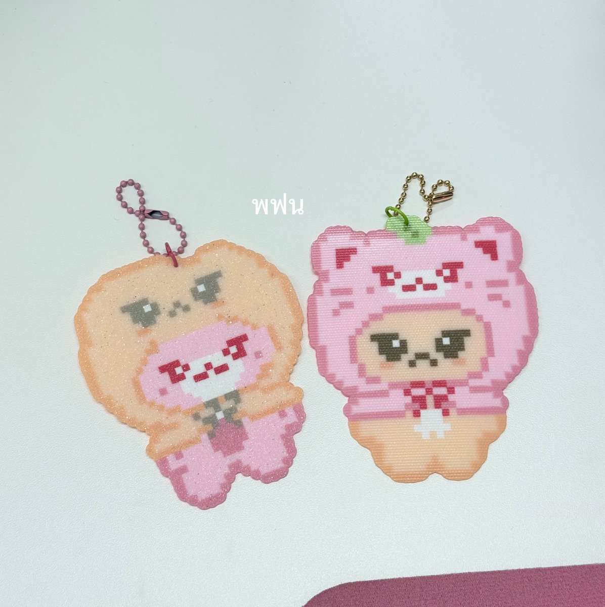matoujourbelle's tweet photo. ชั้นเพิ่งค้นพบกิจกรรมฝึกสมาธิใหม่ ทำเสร็จแล้วได้เป็นพวงกุญแจพร้อมใช้งานเลย โดกุงปังหลานยาย บกฮยอนหลานย่าน่ารักมาก 🥹🩷😭 https://t.co/2PrNiIJpl2