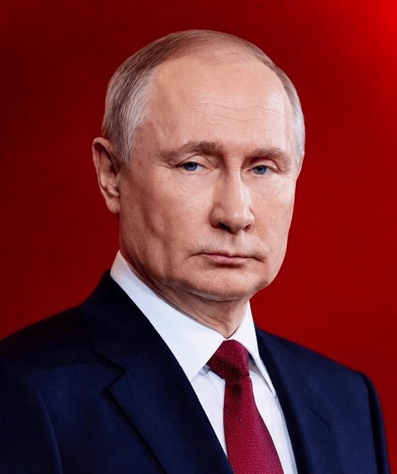TrustInTru2omd's tweet photo. JUST IN: 🇷🇺🇺🇦 Russian President Putin considers using tactical nuclear weapons as a last resort in Ukraine, Bloomberg reports. https://t.co/T97jVhswDT