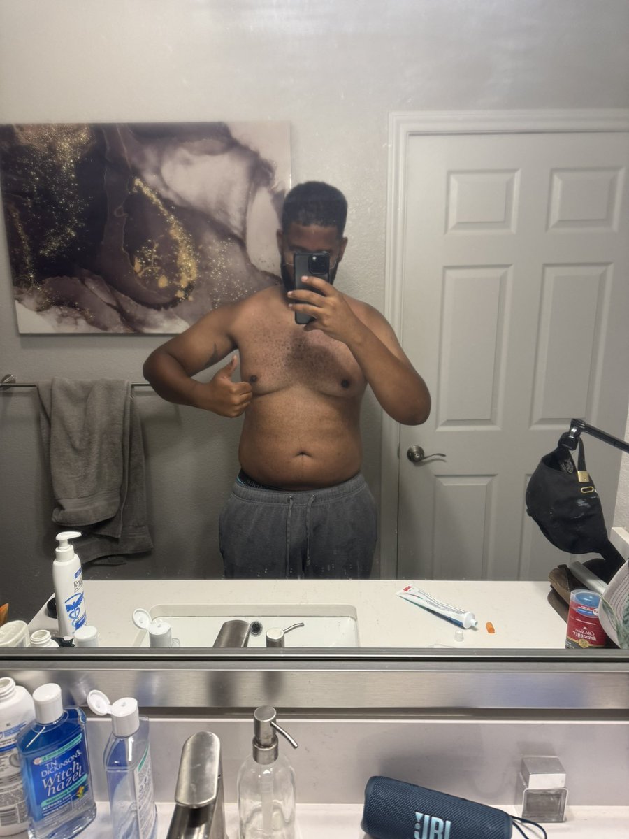 perpetualapathi's tweet photo. Gym and Farmers tan update. We’re getting there. https://t.co/T2ft72QlTq