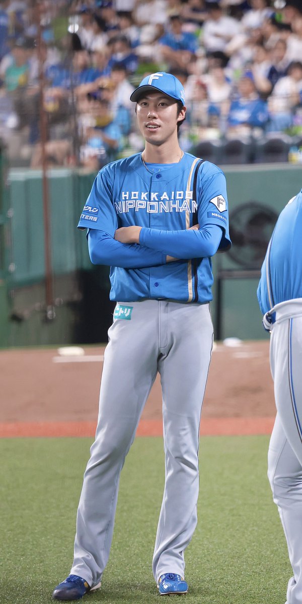 choshidoyo's tweet photo. ファイターズ陰謀論(イン・ボーロン)
Twitterのサムネが縦長になったのは2人の全体像をまじまじと見るため

#福島蓮 #柳川大晟 https://t.co/HctvRYT8u5