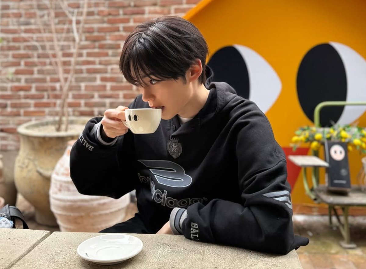 celivictory's tweet photo. 📍 𝙆𝙞𝙠𝙪𝙜𝙖𝙬𝙖 𝙍𝙚𝙨𝙩𝙖𝙪𝙧𝙖𝙣𝙩 
𝘾𝙞𝙠𝙞𝙣𝙞

If happy vitamin were a person. Always be my moodbooster. https://t.co/ANr8WCb7Bl