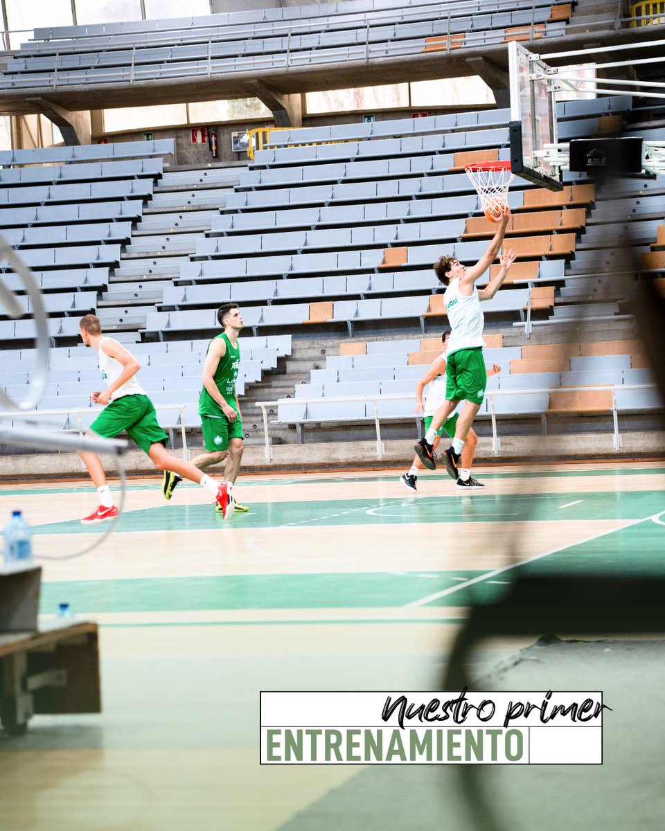 CBPHuesca's tweet photo. 🏀Esta semana dimos inicio a la pretemporada con nuestro primer entrenamiento, y ya se respira ambiente de baloncesto y competición

El equipo comienza a ponerse en forma mientras los últimos jugadores terminan de llegar y el grupo queda cada vez más completo💪

¡Vamos equipo!💚 https://t.co/ITVJYoHS8r