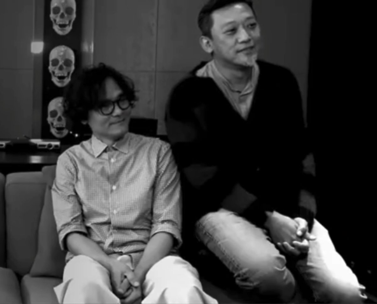 doudemoyka's tweet photo. いちゃついてると言っても過言ではない家棟さんと鄭保瑞さん https://t.co/nKbaKCLpRg