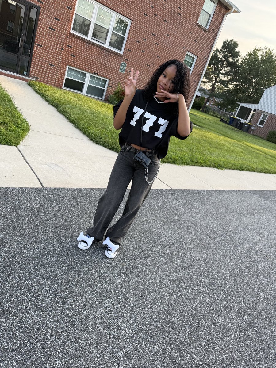 Big_Layyyyyyy's tweet photo. 8th grade 💓 https://t.co/HRrX8c0PwX