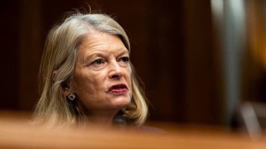 TrustInTru2omd's tweet photo. Lisa Murkowski has be a Senator from Alaska nearly her entire life. 

And she has NEVER stood with the GOP. 

It's time to DUMP her. https://t.co/FtLKFImQxU