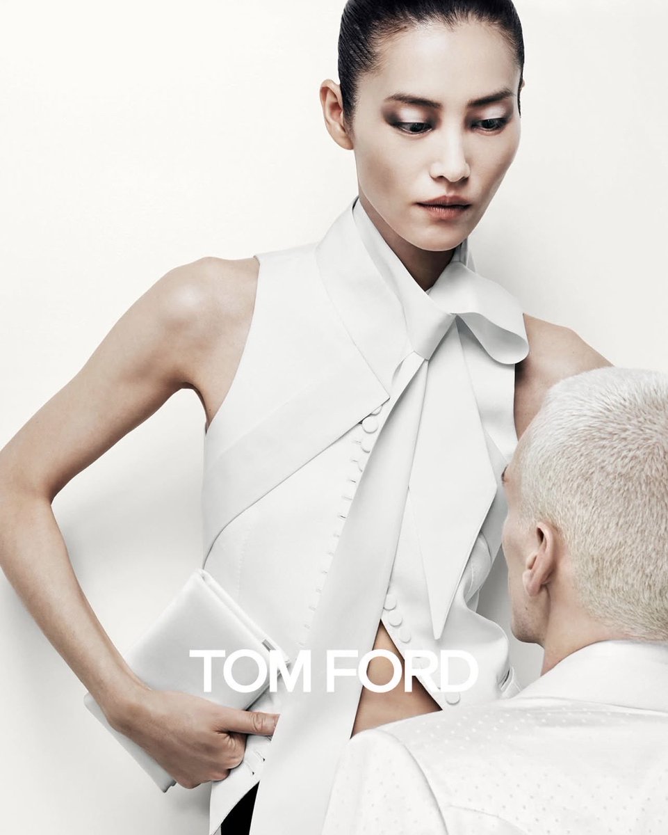 LegendaryLade's tweet photo. Tom Ford FW26 campaign by Haider Ackermann!🤍

Photographed by Stuart Winecoff. https://t.co/LYs0vhzOUn