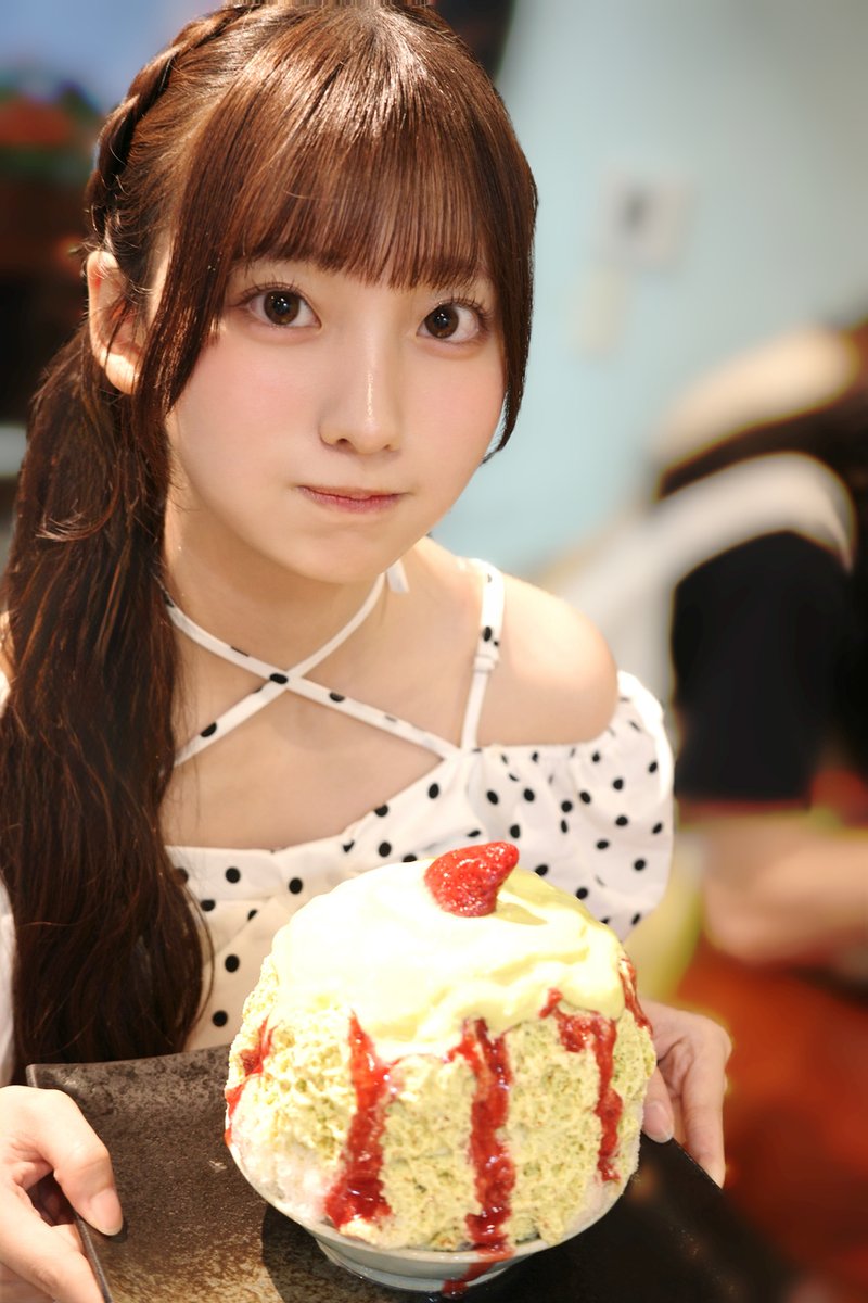 kai43657954's tweet photo. ちょっと、可愛いが過ぎてませんか♪
そんな大きくてキレイな瞳で見つめられたら照れちゃうよ（笑）
しかしマジで、めっちゃ可愛いなぁ♪♪♪

#みーちゃんのとーく
#みーちゃんのぶろぐ
#大田美月 https://t.co/DPQYwMR4W2