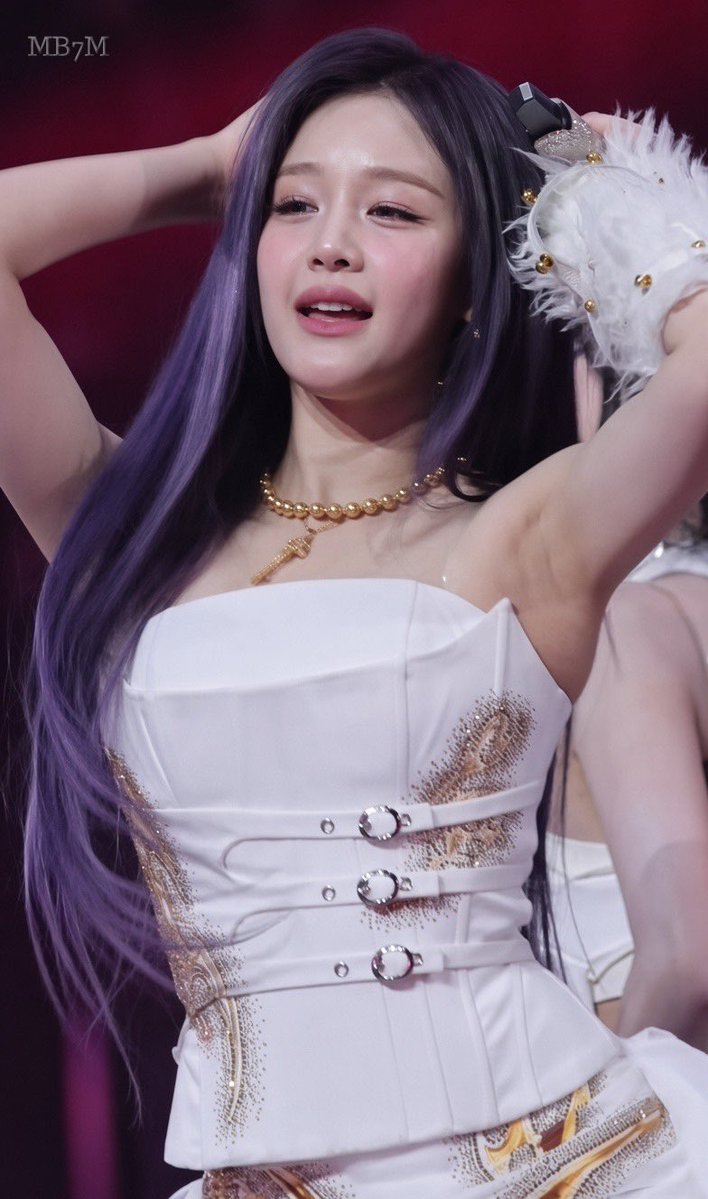MarshallB7M's tweet photo. #PHARITA #파리타 #パリタ #BABYMONSTER https://t.co/QD2O5lPwuP