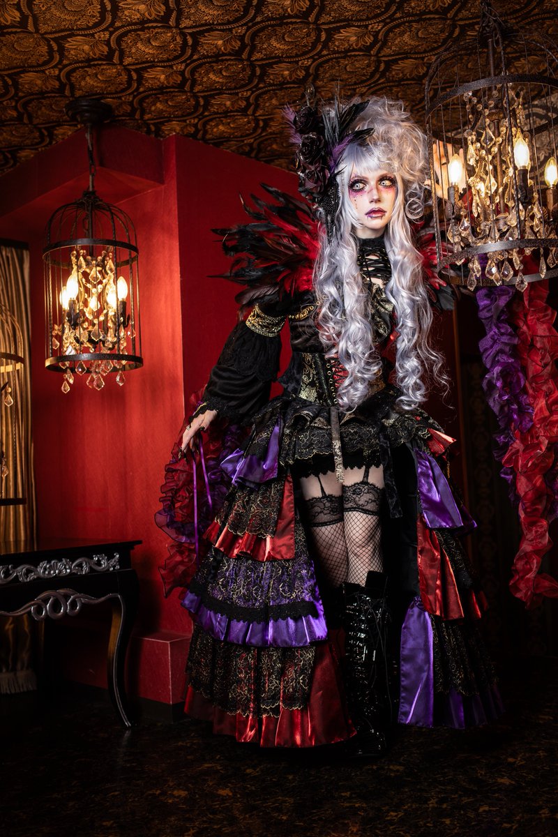 glamscure_info's tweet photo. glamscure 【pilgrimage】 
NEW VISUAL解禁

╋━ Vocals
ケイオス
╋━ Birthday
4.29

詳しくはケイオス プロフィール欄へ

╋━ Costume Design
Geep Mail

︎︎︎︎︎︎☑︎NEXT glamscure group NEW VISUAL 8.28🕐21時解禁︎︎︎︎︎︎☑︎ https://t.co/Hsu9IR4Z9b