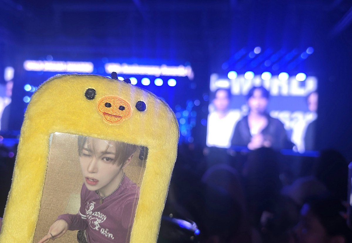 Whykwk's tweet photo. 루노너무이뻐...껙.......ㅜ https://t.co/1KODa4WN6j