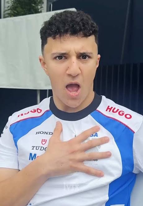 Llaminymal's tweet photo. @f1speed_indo Sangat diluar nalar dimana perusahaan minuman energi bakal menjadi supplier mesin 😂🤣😅

Absolute Cinema😝 https://t.co/HQUuA3E2zY