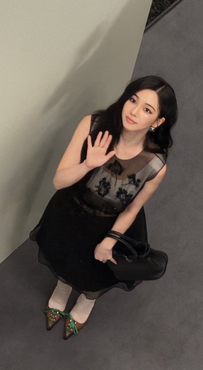 karinaspics's tweet photo. KARINA IS SO BEAUTIFUL OMG https://t.co/Ao4V6quohQ