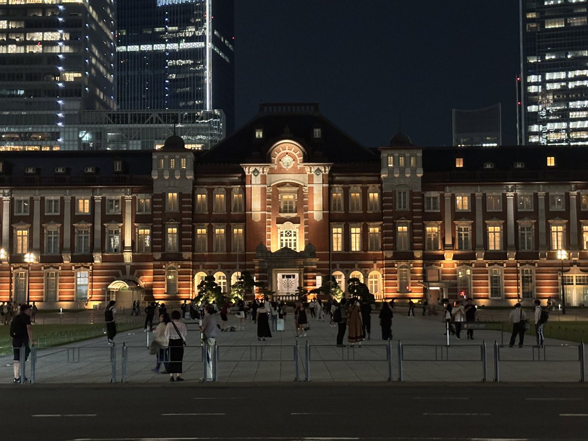 johnson098712's tweet photo. 東京駅‼︎ https://t.co/uvbZlEVjMr